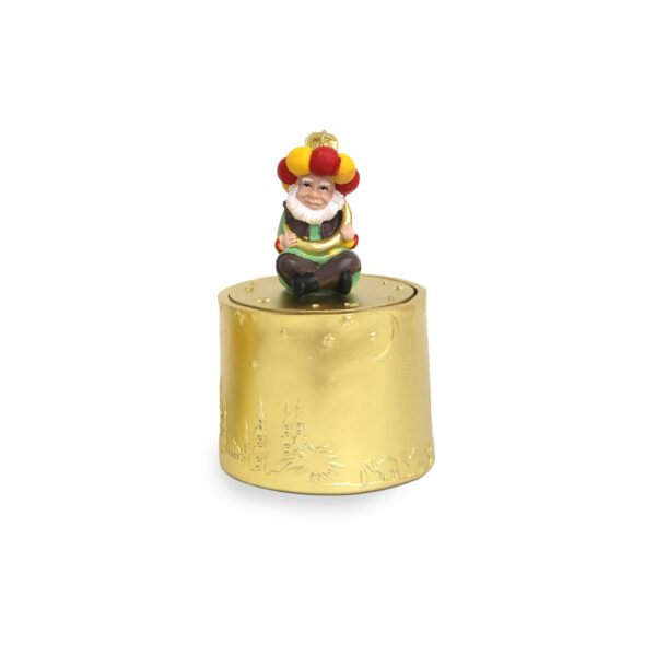 Fananees Sitting on a Cylinder Shape Jar for Ramadan and Festive Decoratives - Image 6